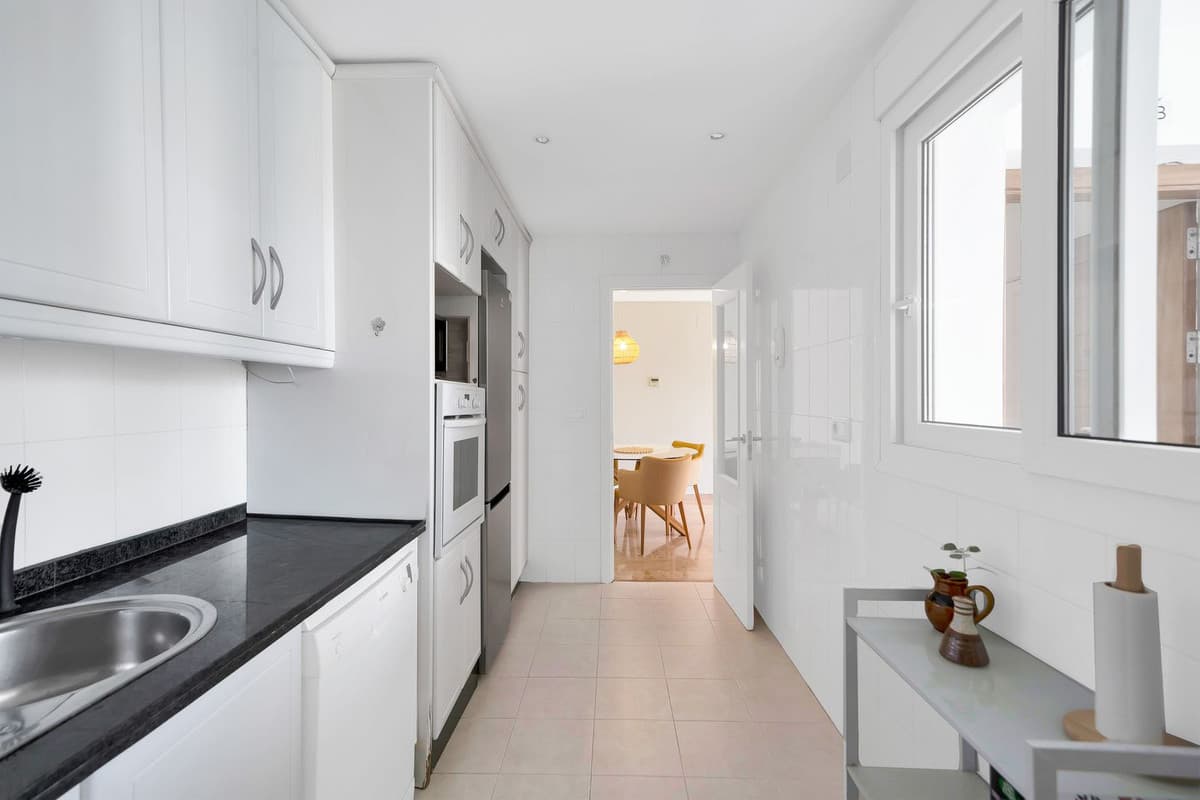 Penthouse in Torrequebrada — photo 9 of 10