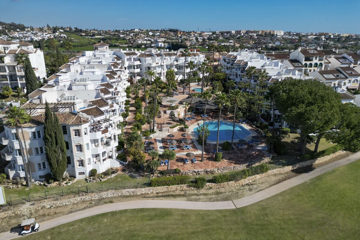 Ground Floor Apartment in Mijas Golf — photo 3 of 10