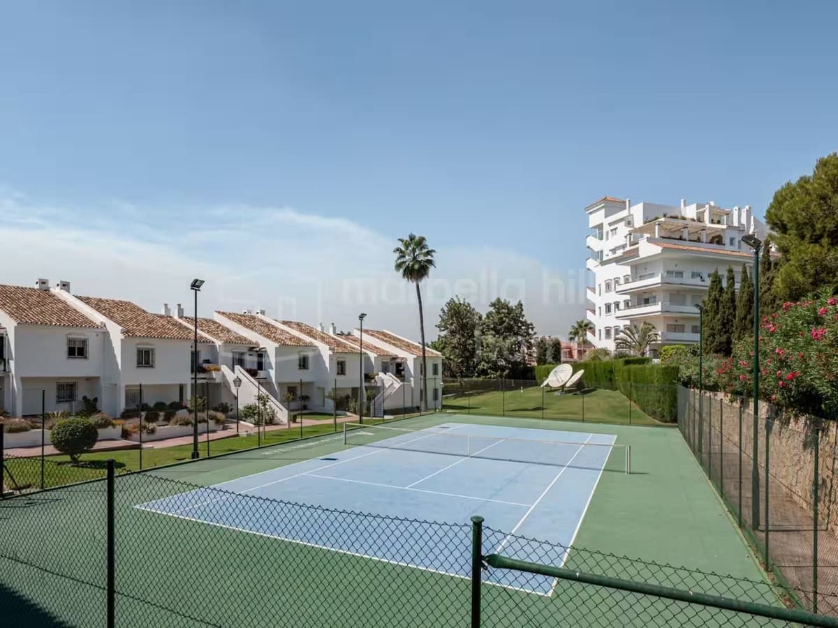 Ground Floor Apartment in Nueva Andalucía — photo 5 of 10