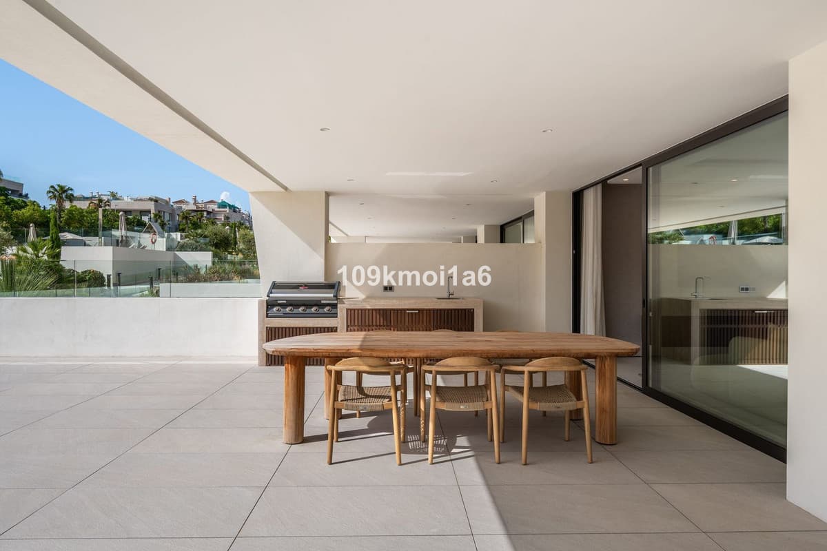 Ground Floor Apartment in The Golden Mile — photo 7 of 10