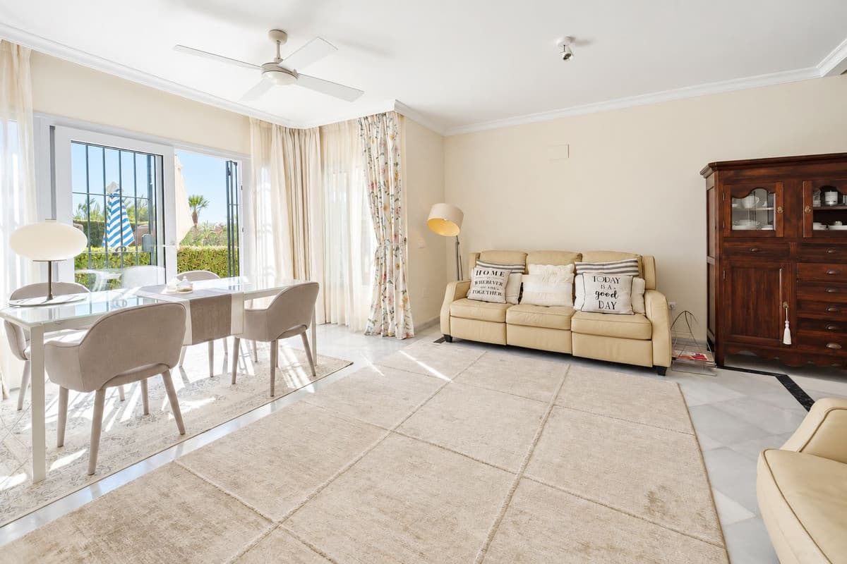 Ground Floor Apartment in Elviria — photo 7 of 10