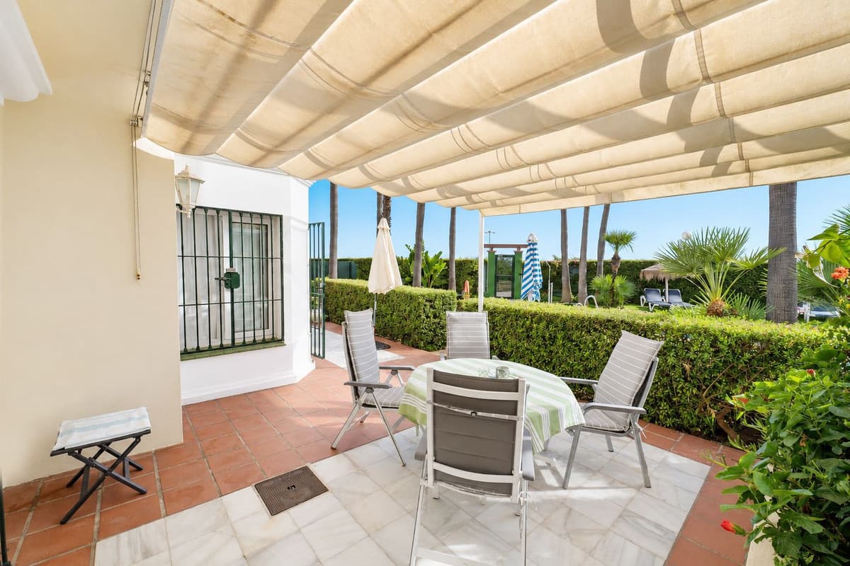 Ground Floor Apartment in Elviria — photo 9 of 10