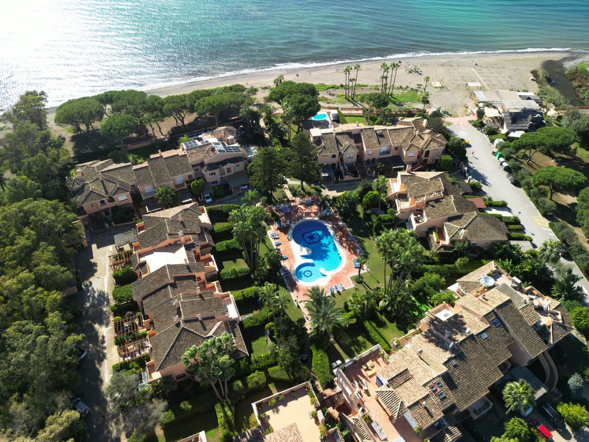 Penthouse Duplex in Estepona — photo 1 of 10