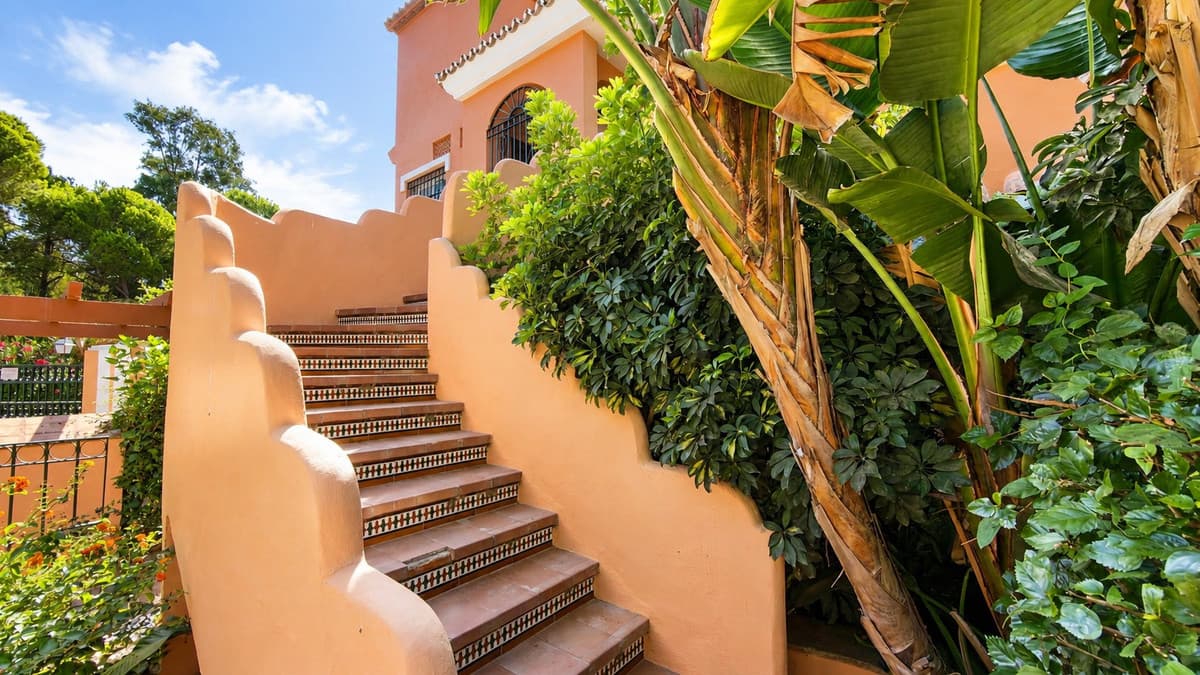 Penthouse Duplex in Estepona — photo 9 of 10