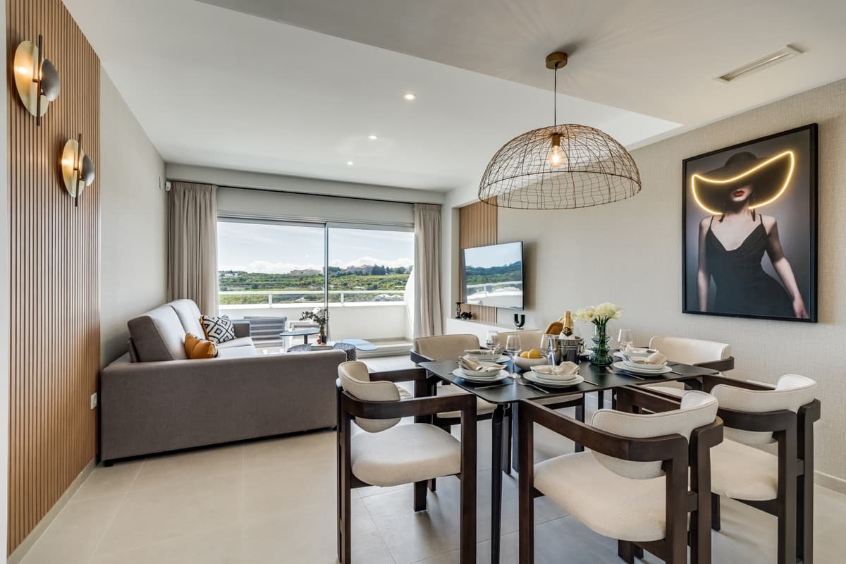Middle Floor Apartment in Estepona — photo 8 of 10
