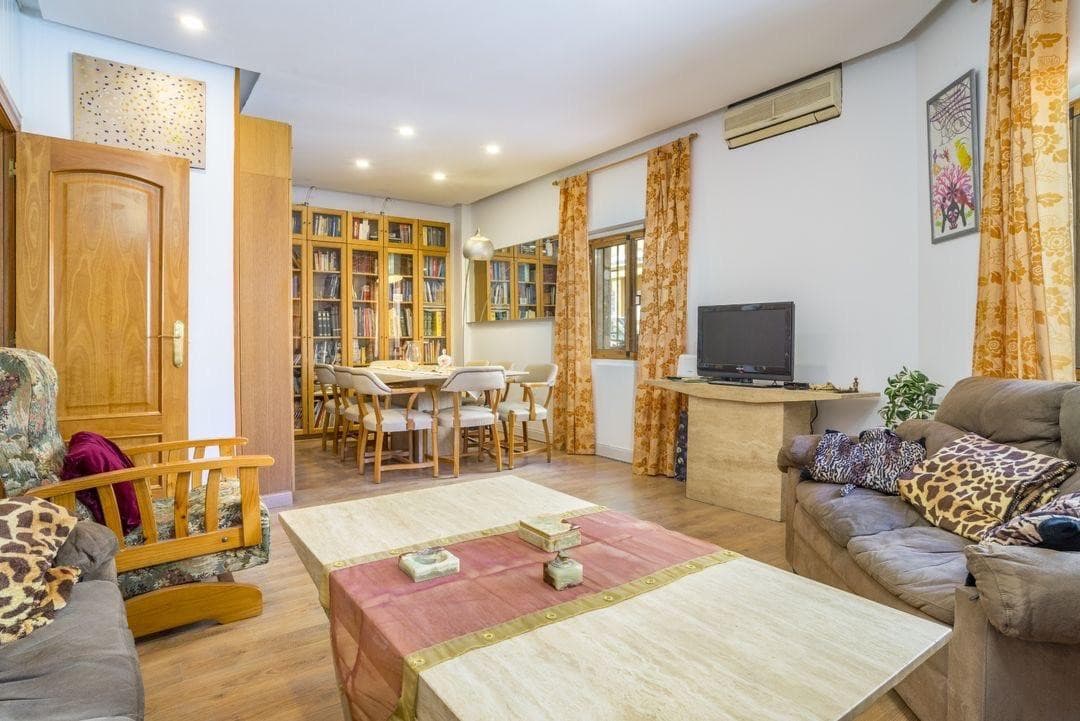 Duplex in La Trinidad — photo 8 of 10
