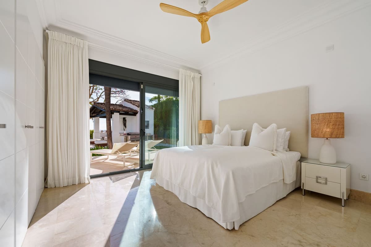 Detached Villa in Nueva Andalucía — photo 10 of 10