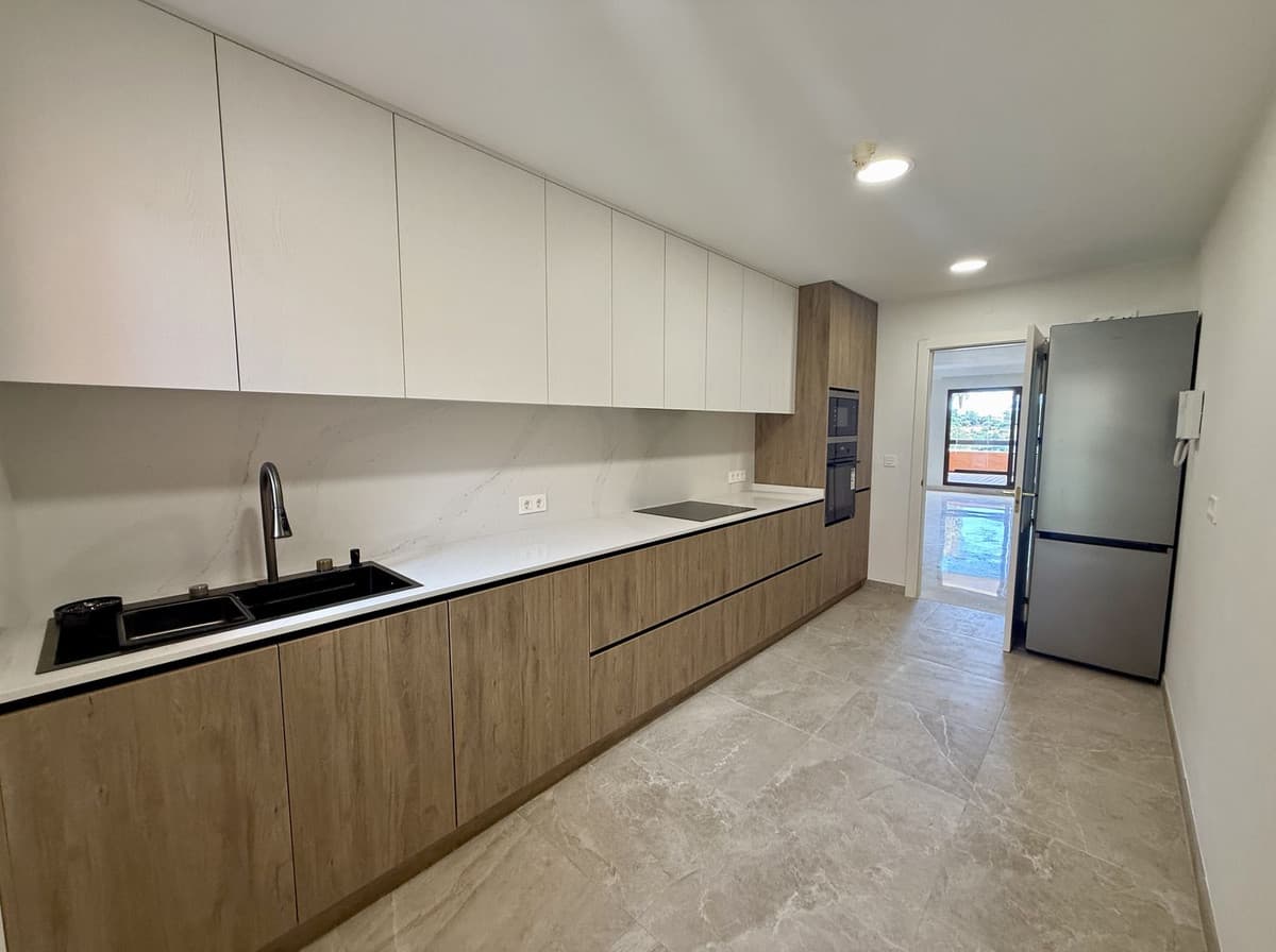 Penthouse Duplex in Benahavís — photo 5 of 10