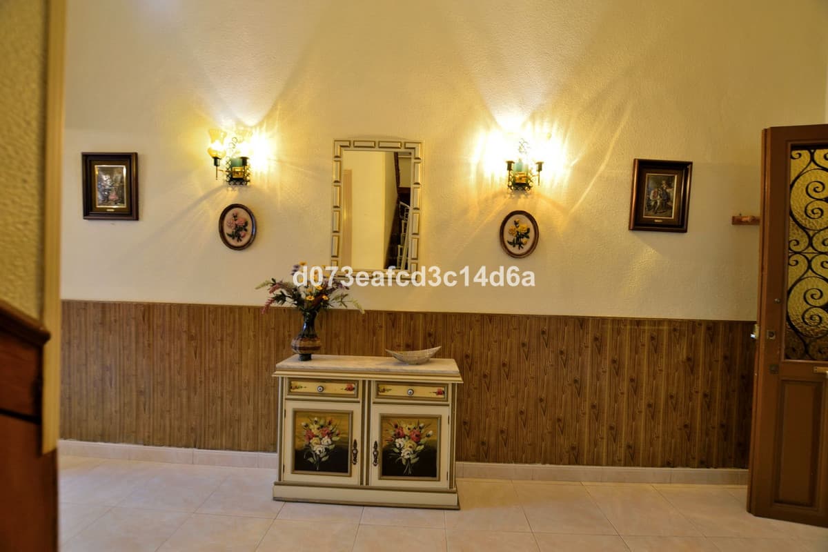 Townhouse in Ronda — photo 5 of 10