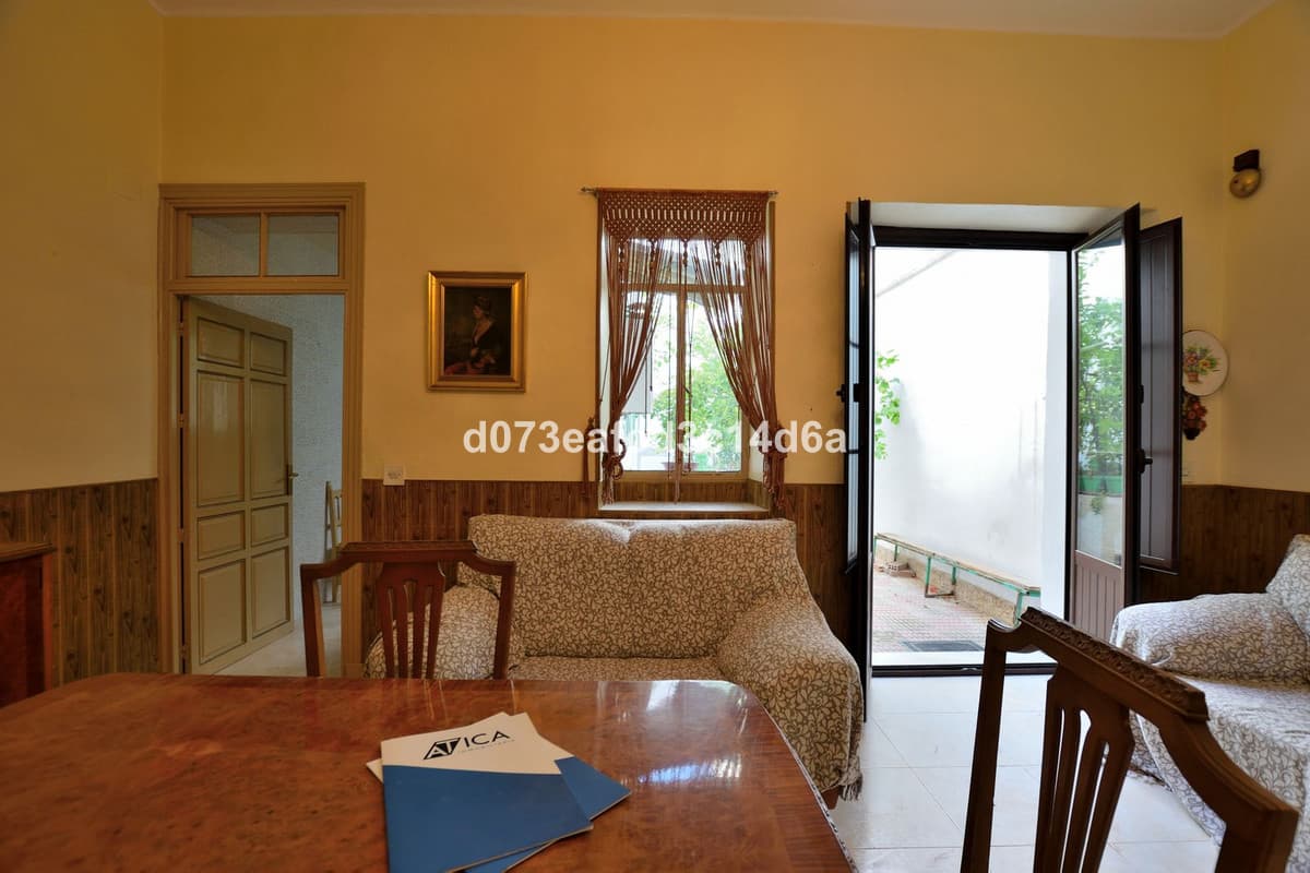 Townhouse in Ronda — photo 9 of 10
