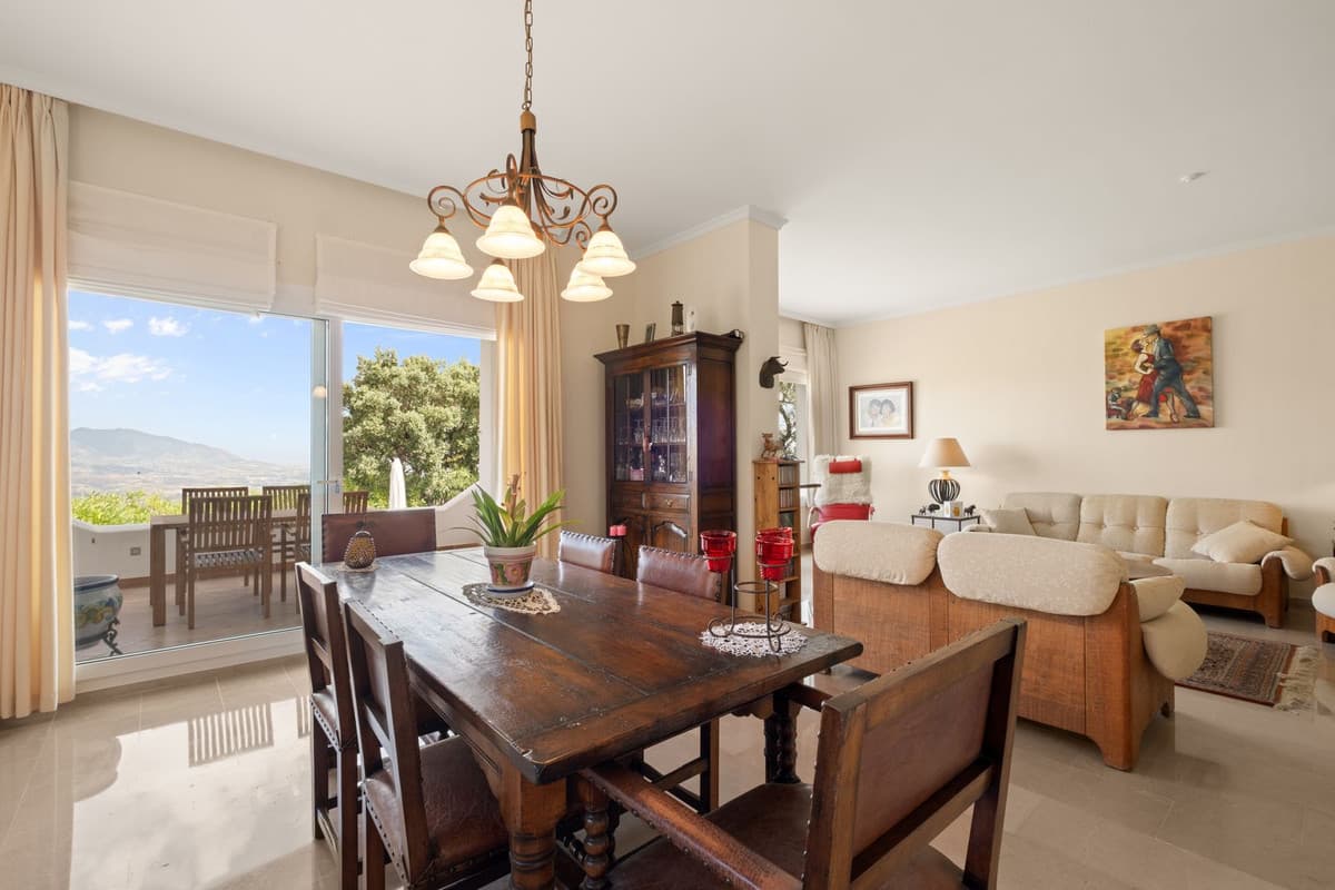 Ground Floor Apartment in La Mairena — photo 4 of 10