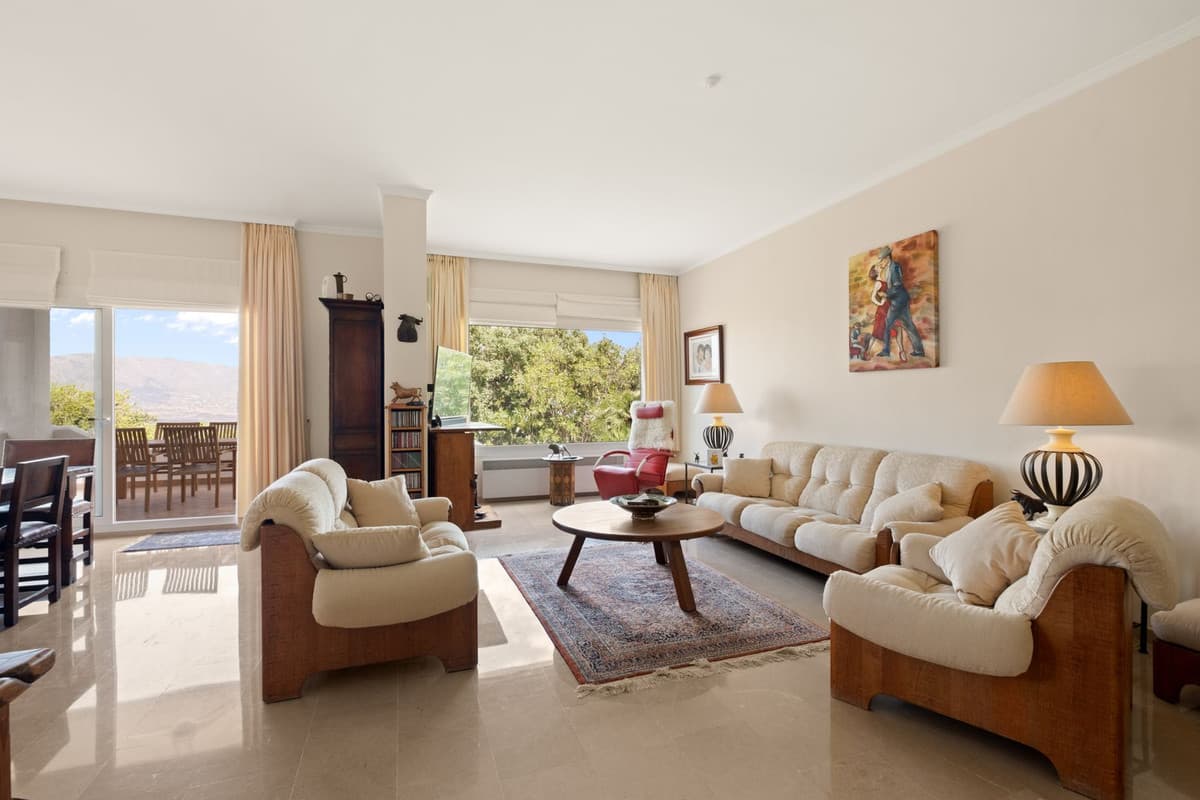 Ground Floor Apartment in La Mairena — photo 9 of 10