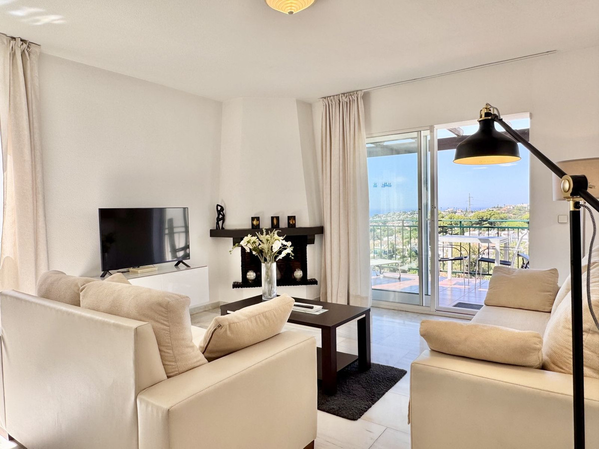 Penthouse in Calahonda — photo 8 of 10