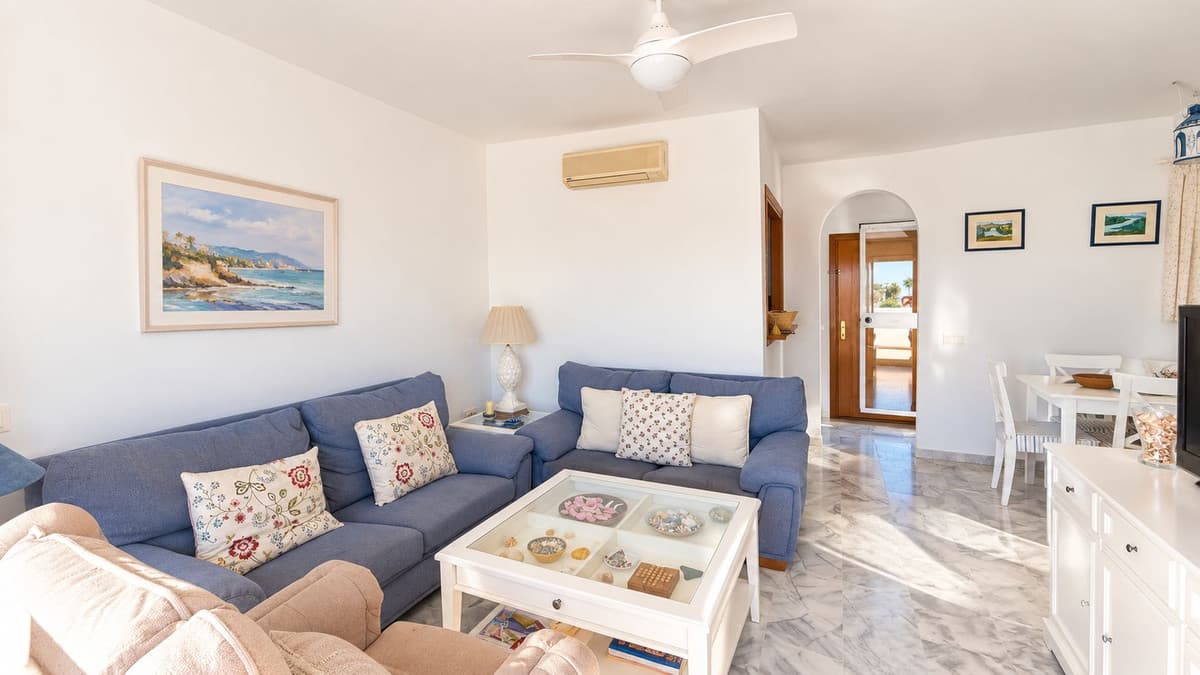 Penthouse in Calahonda — photo 8 of 10