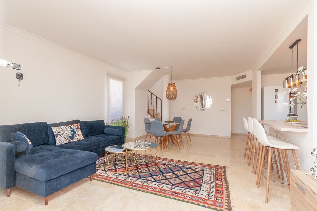 Penthouse in Elviria — photo 2 of 10