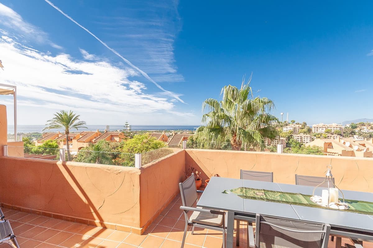 Penthouse in Elviria — photo 10 of 10