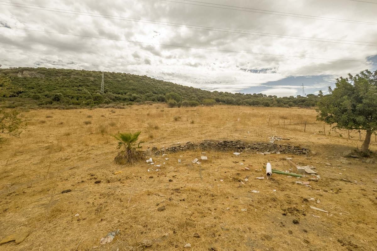 Land with Ruin in Casares — photo 5 of 10