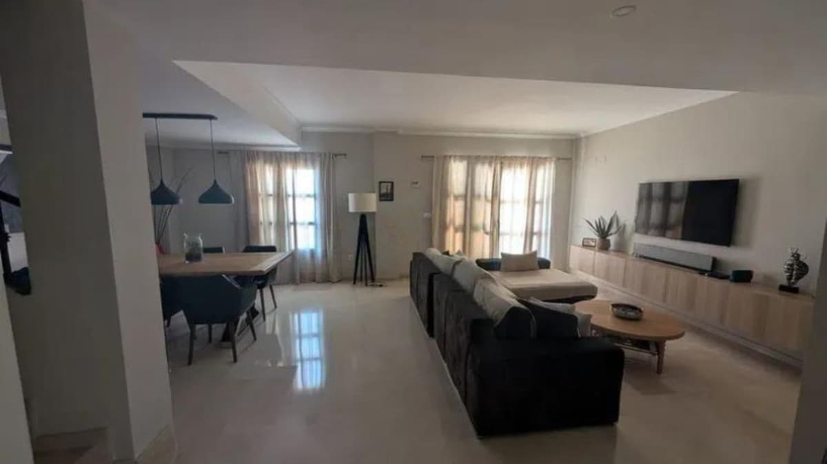 Townhouse in Guadalmina Alta — photo 2 of 10