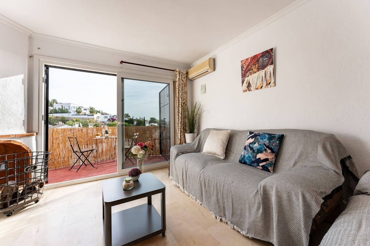 Top Floor Apartment in La Capellania — photo 4 of 10