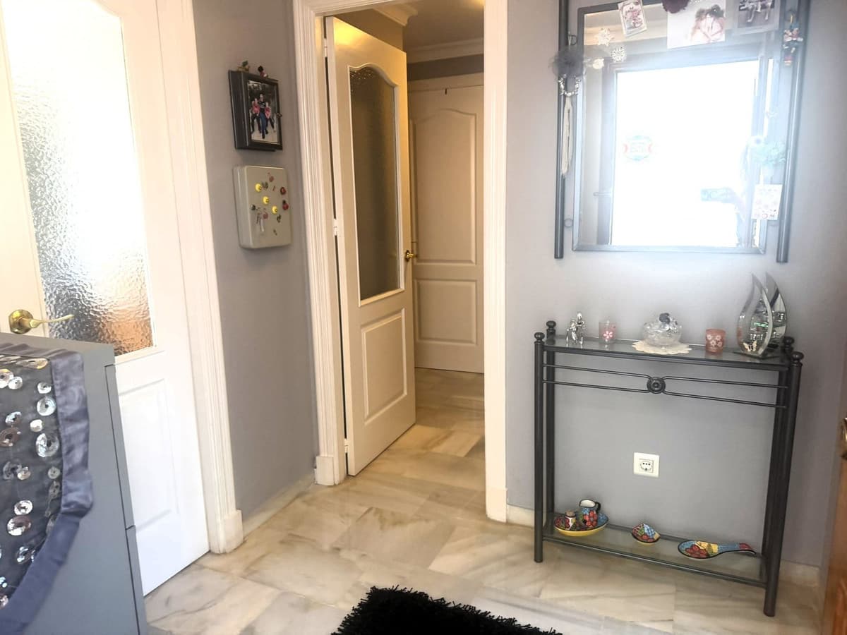 Penthouse Duplex in El Paraiso — photo 3 of 10