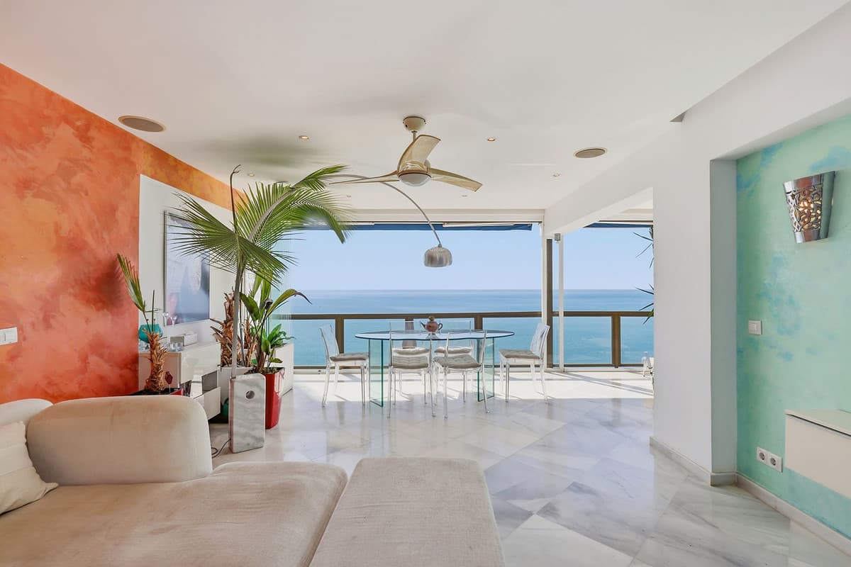 Middle Floor Apartment in Benalmadena Costa — photo 1 of 10