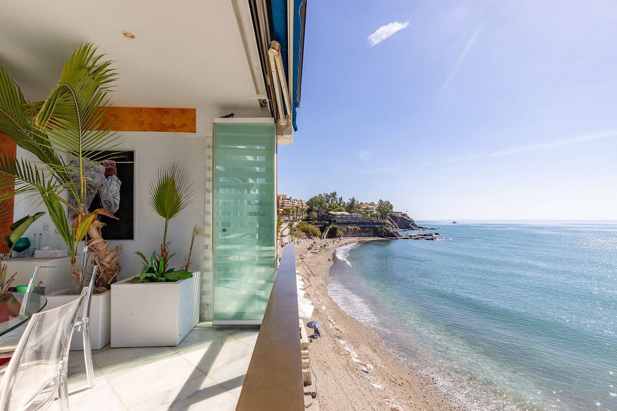 Middle Floor Apartment in Benalmadena Costa — photo 2 of 10