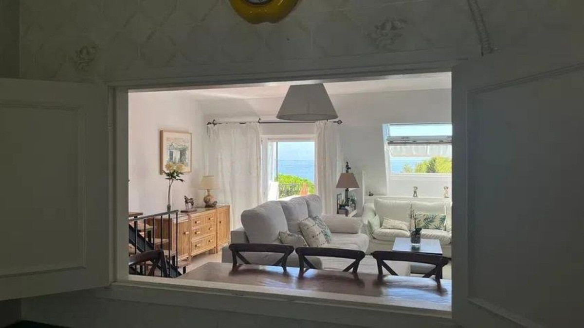 Townhouse in Estepona — photo 8 of 10