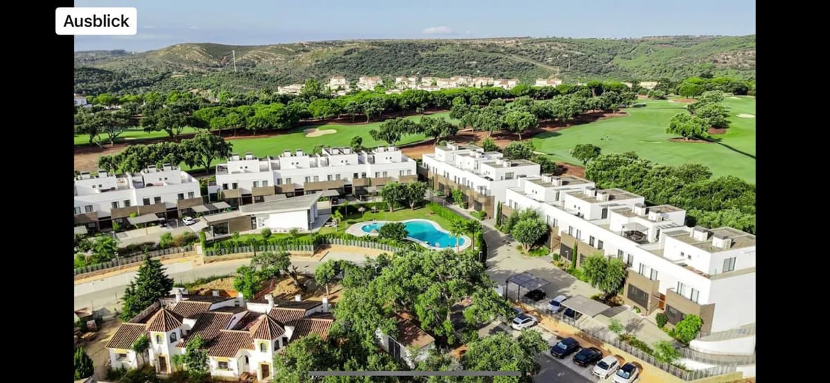 Semi-Detached House in Sotogrande Alto — photo 1 of 10