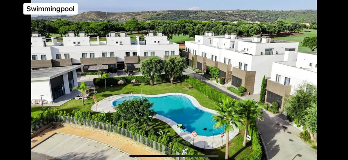 Semi-Detached House in Sotogrande Alto — photo 2 of 10