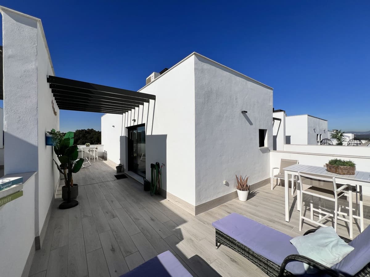 Townhouse in Sotogrande — photo 3 of 10