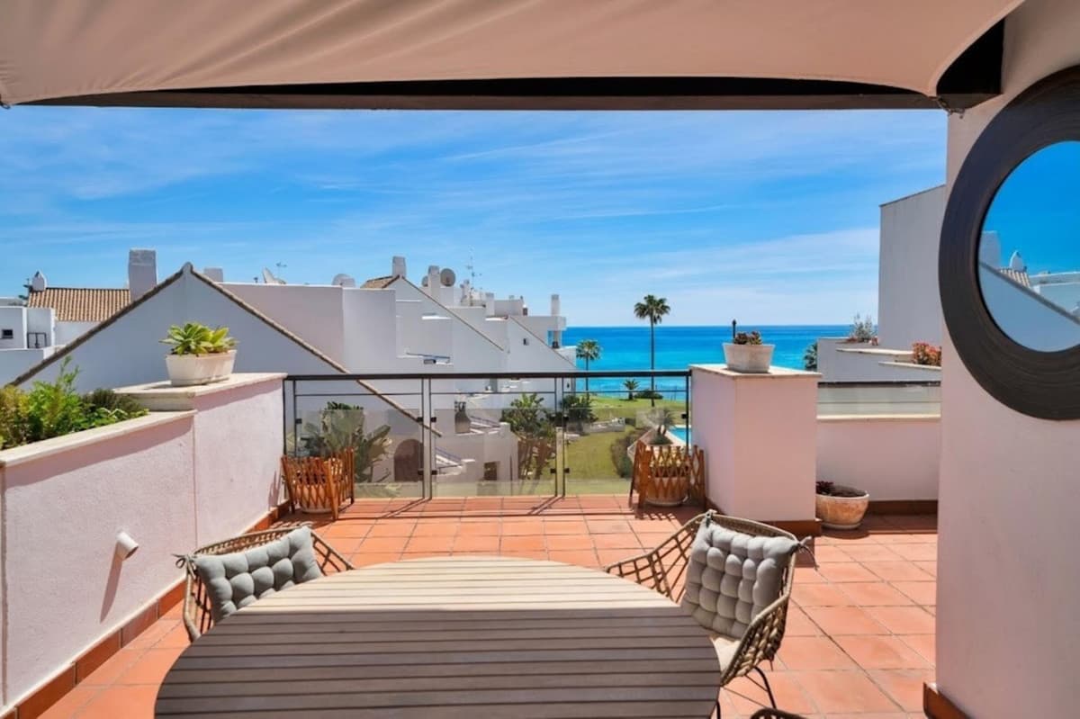 Penthouse in Casares — photo 1 of 10