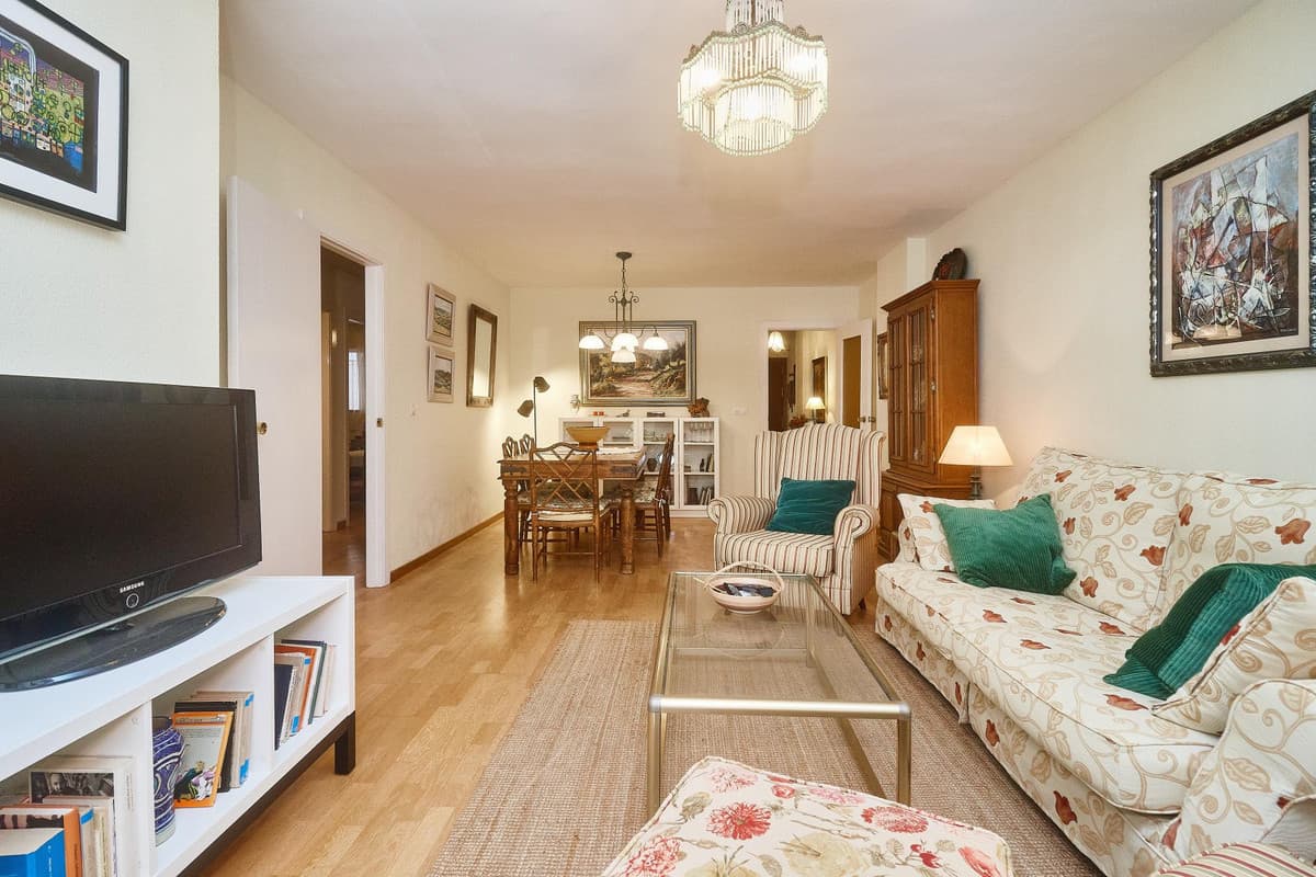 Middle Floor Apartment in Fuengirola — photo 1 of 10