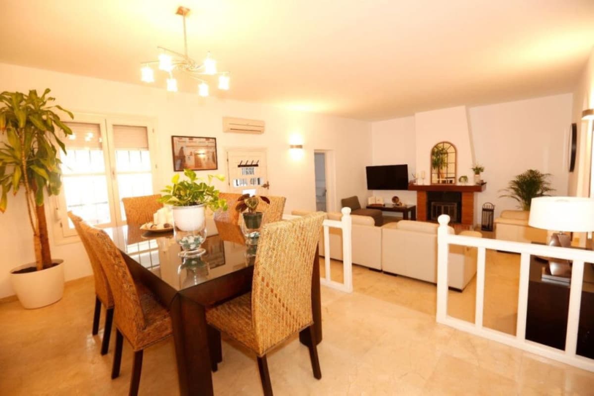 Townhouse in San Pedro de Alcántara — photo 6 of 10