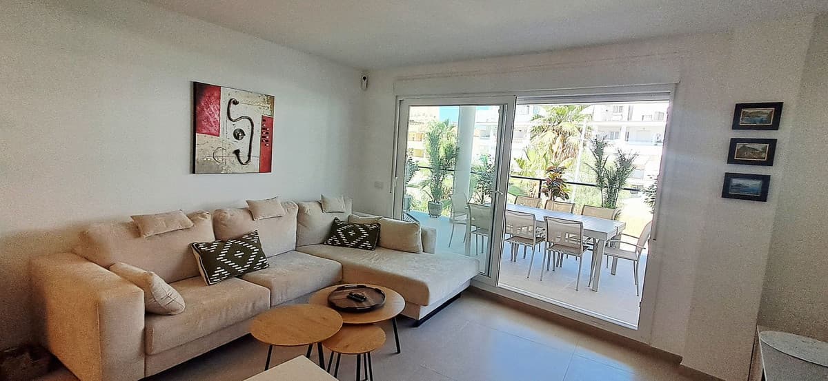 Middle Floor Apartment in Manilva — photo 10 of 10