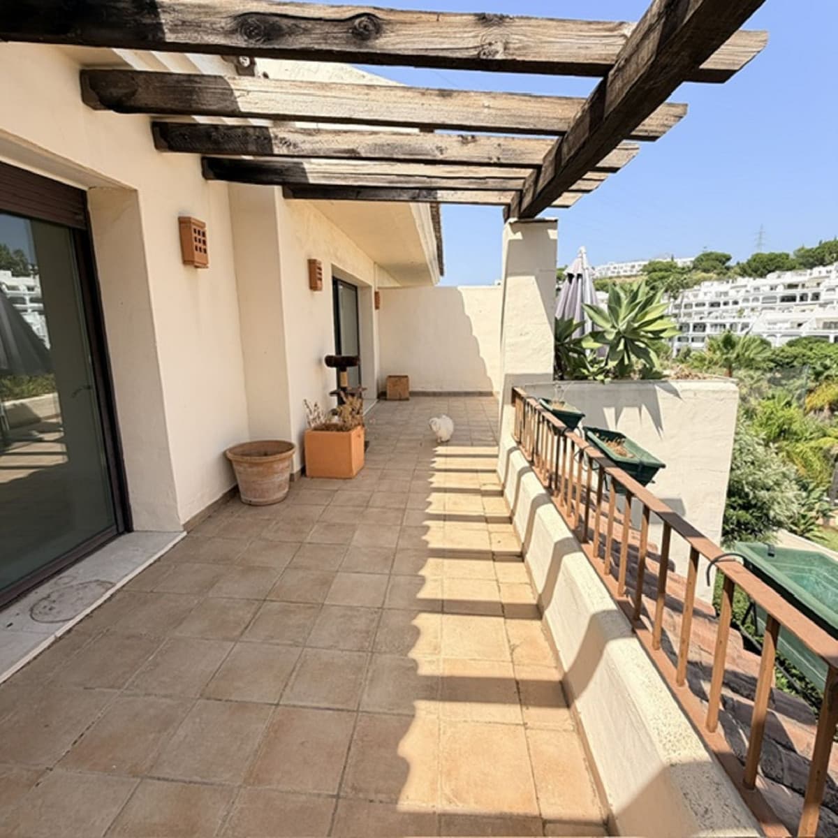 Penthouse in La Quinta — photo 4 of 10