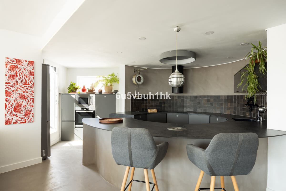 Middle Floor Apartment in Benalmadena Costa — photo 6 of 10