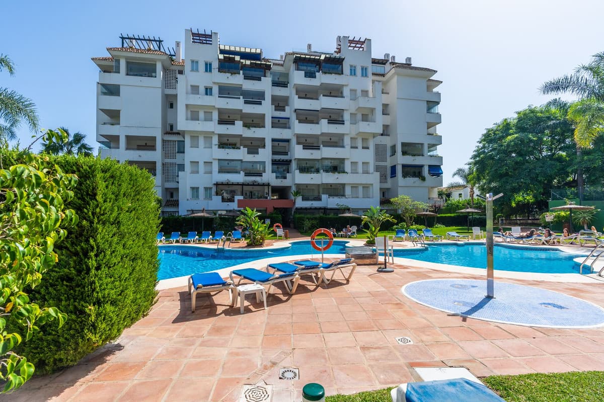 Ground Floor Apartment in Puerto Banús — photo 1 of 10