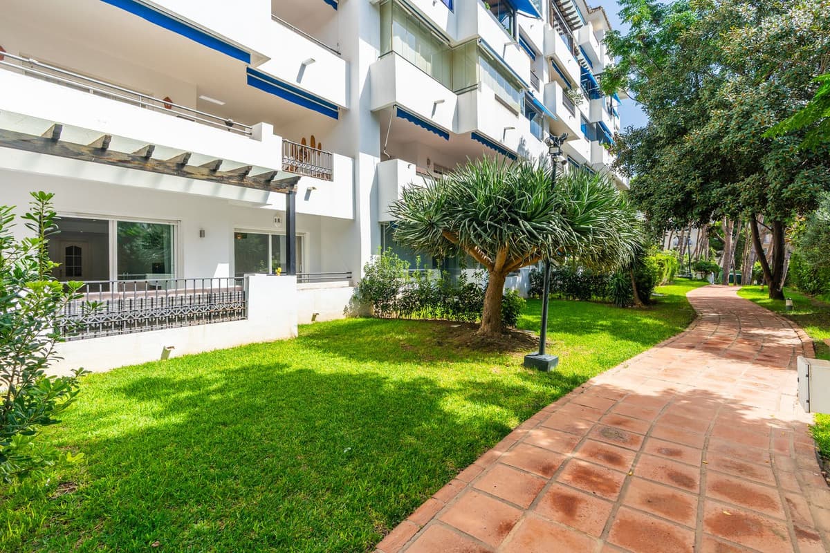 Ground Floor Apartment in Puerto Banús — photo 10 of 10
