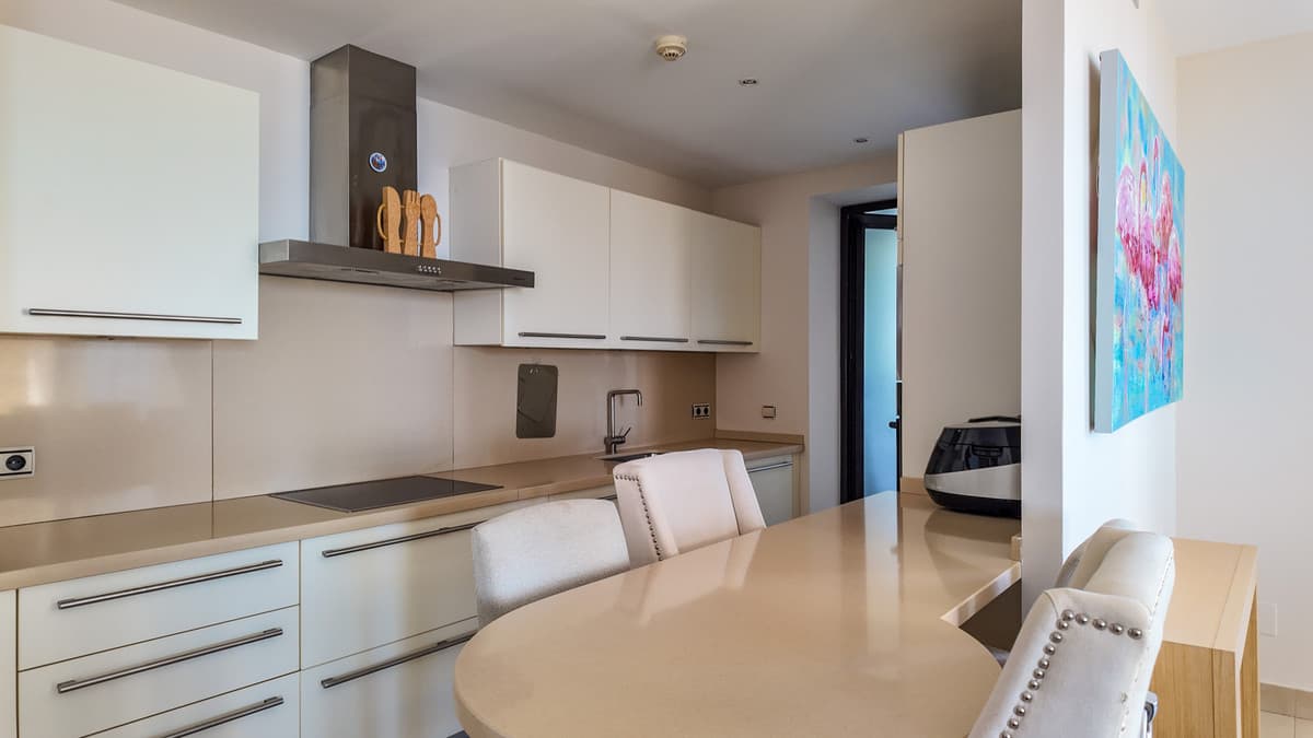 Penthouse in Altos de los Monteros — photo 2 of 10