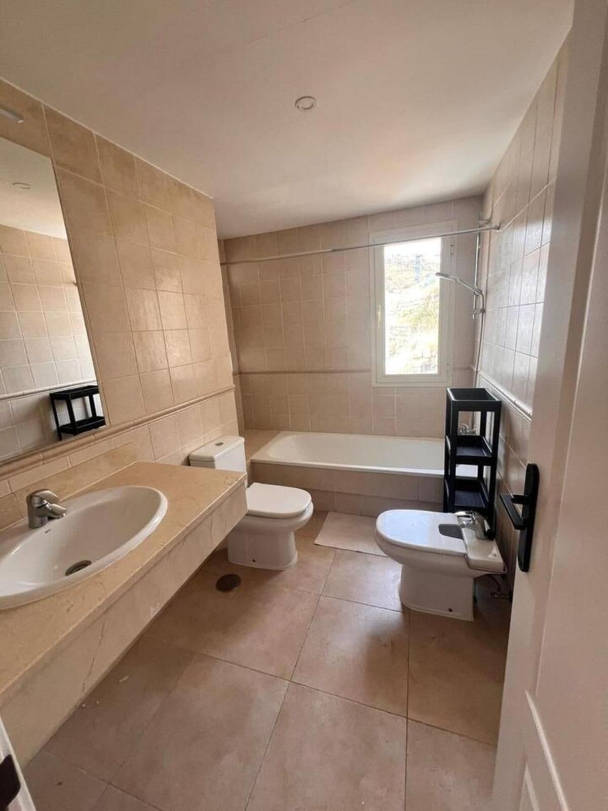 Middle Floor Apartment in Riviera del Sol — photo 9 of 10