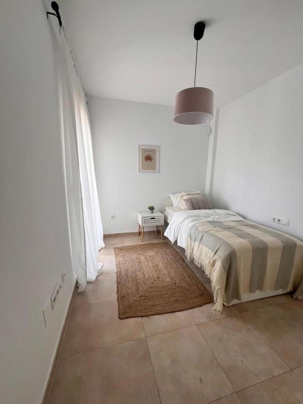 Middle Floor Apartment in Riviera del Sol — photo 10 of 10