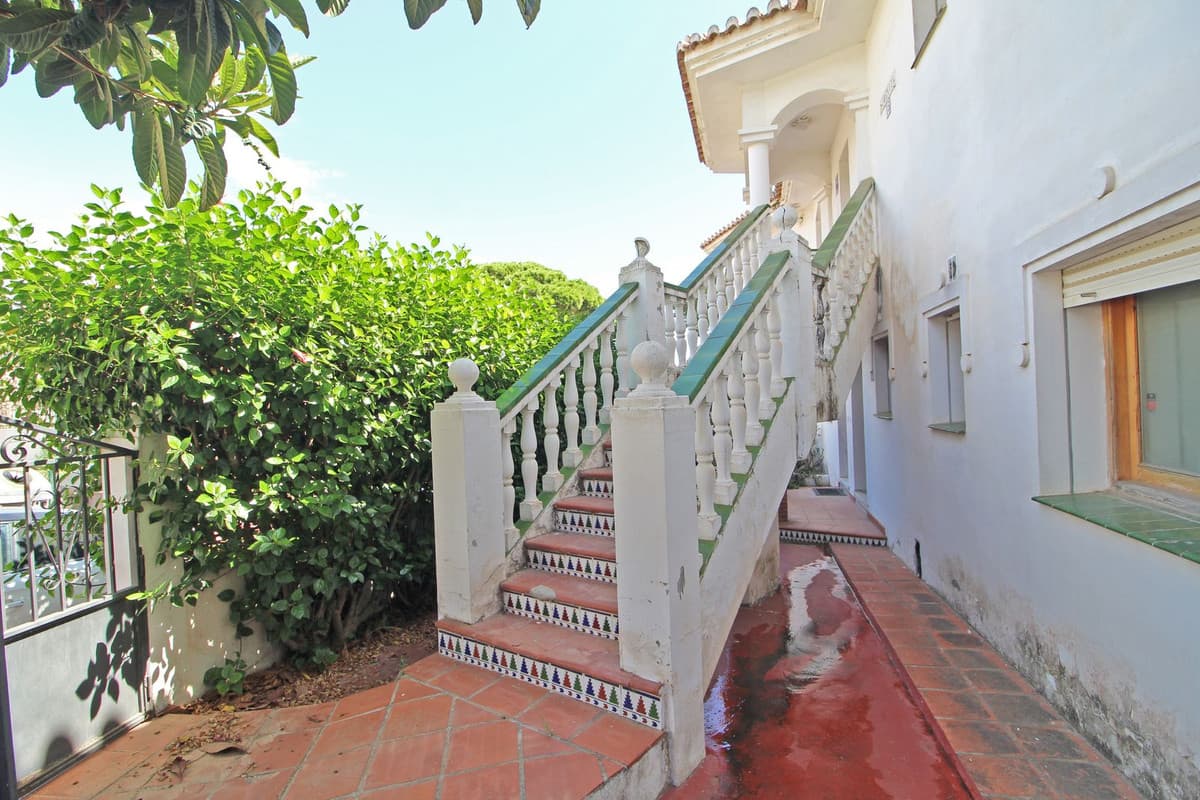 Detached Villa in Calahonda — photo 4 of 10