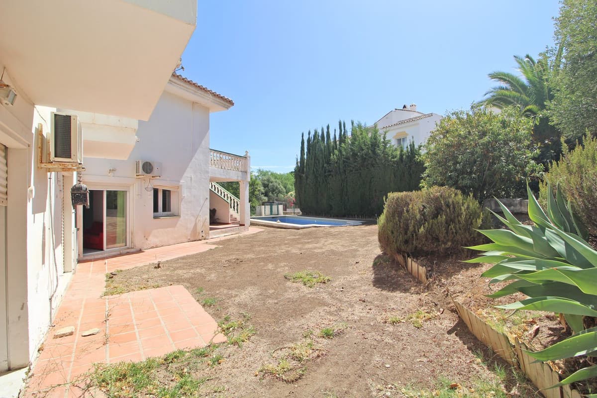 Detached Villa in Calahonda — photo 5 of 10