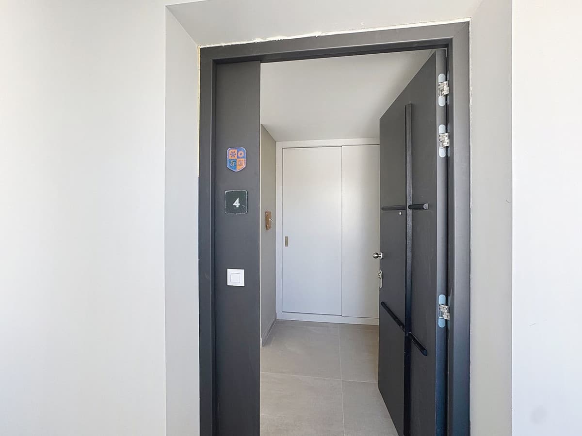 Middle Floor Apartment in Estepona — photo 10 of 10
