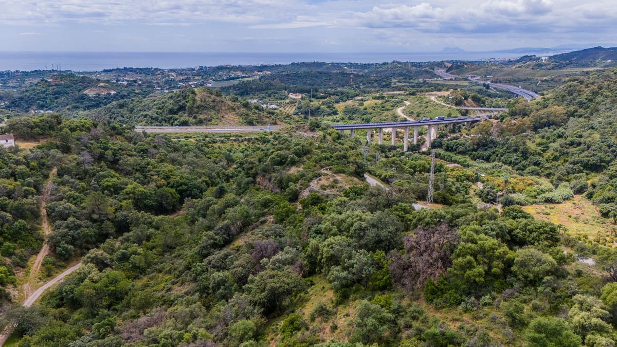 Land in Estepona — photo 2 of 5