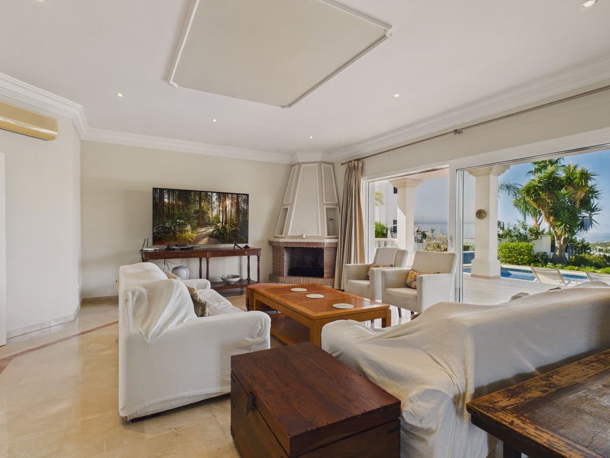 Detached Villa in Benahavís — photo 4 of 10