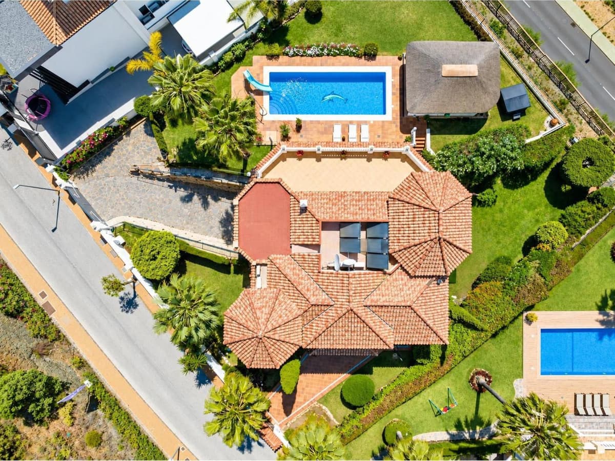 Detached Villa in Benahavís — photo 5 of 10