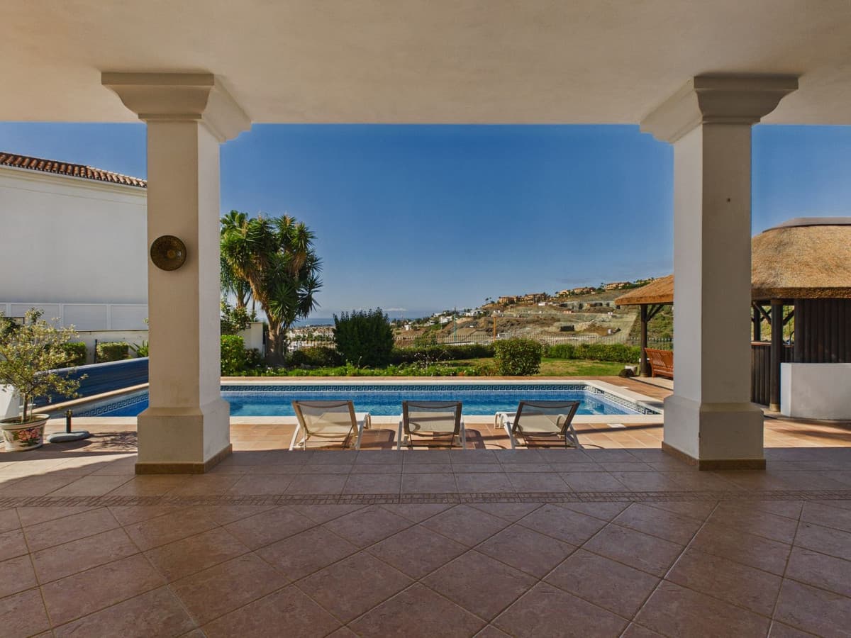Detached Villa in Benahavís — photo 7 of 10