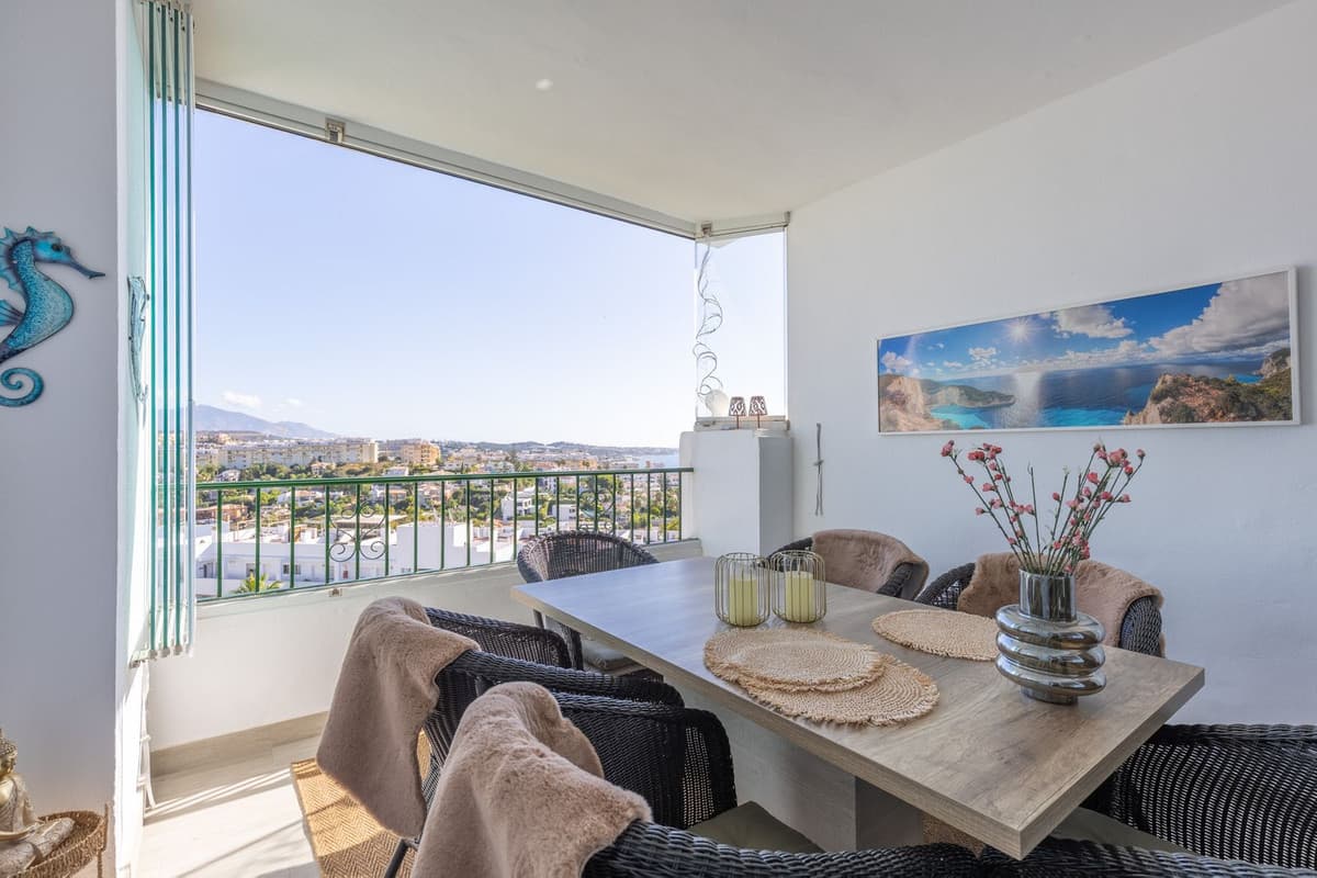 Middle Floor Apartment in La Cala de Mijas — photo 2 of 10