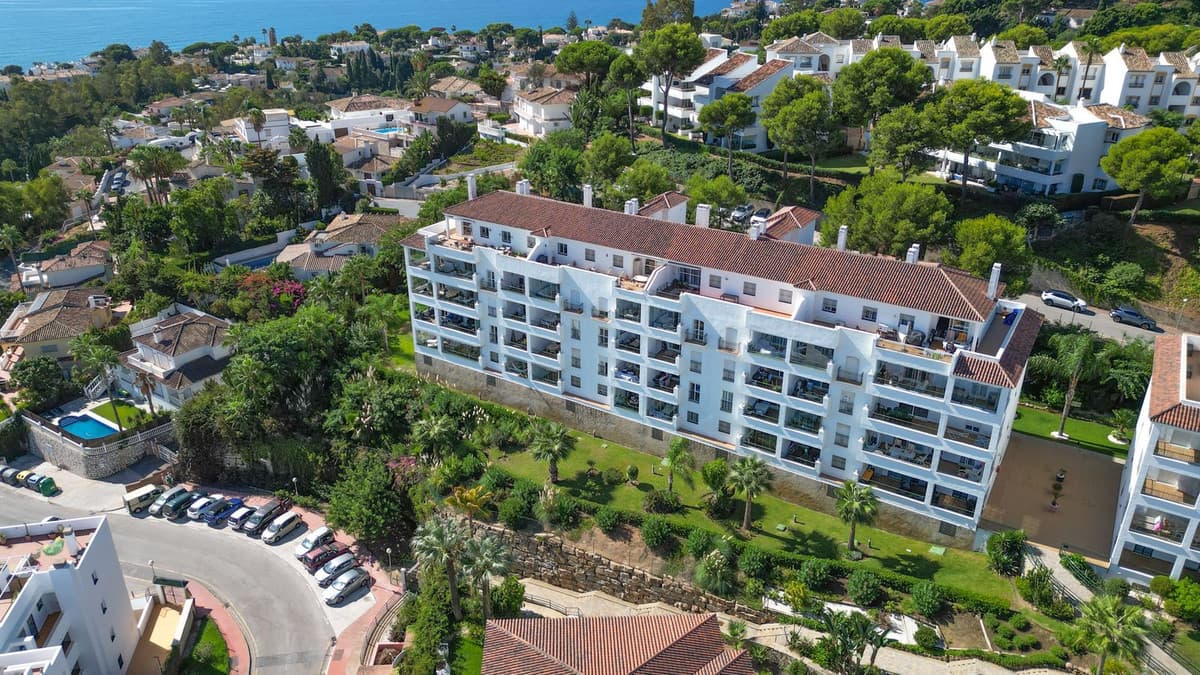 Middle Floor Apartment in La Cala de Mijas — photo 4 of 10